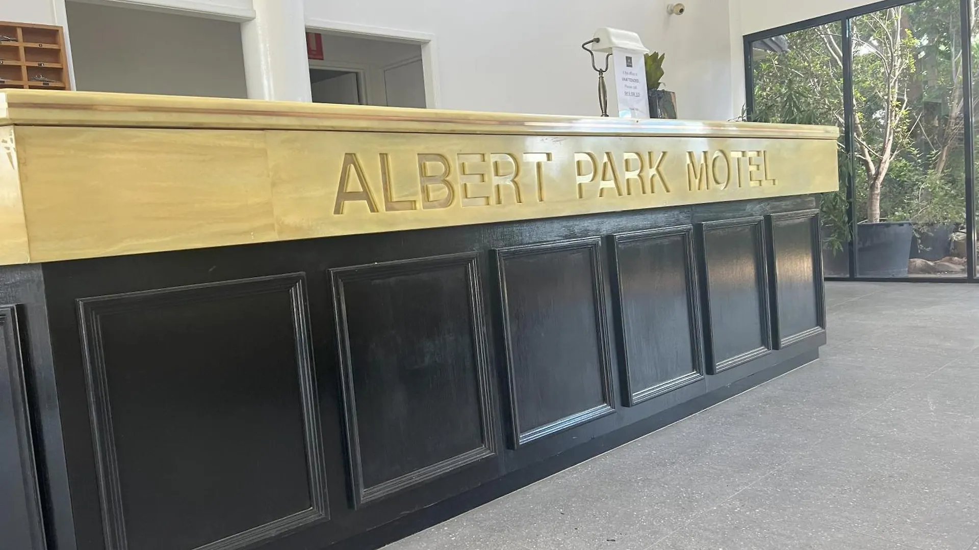 Albert Park Motor Inn-King Beds-Pool-Shaded Parking Longreach Motel