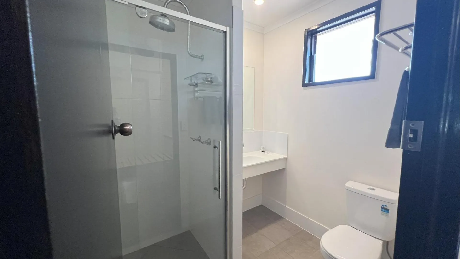 Albert Park Motor Inn-King Beds-Pool-Shaded Parking Longreach